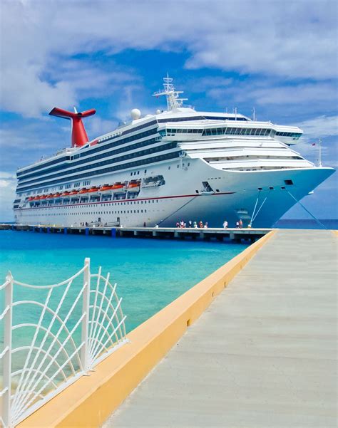 Nature at Its Finest: Carnival Magic Eco-Friendly Excursions